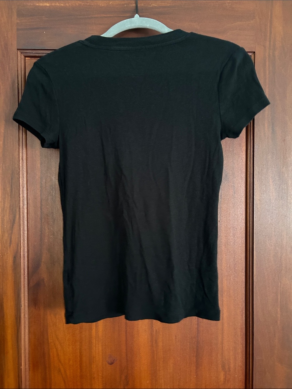 A New Day Black Ribbed Crewneck Tee, Old Navy Graphic Tee, Old Navy Luxe Tee - Picture 5 of 7